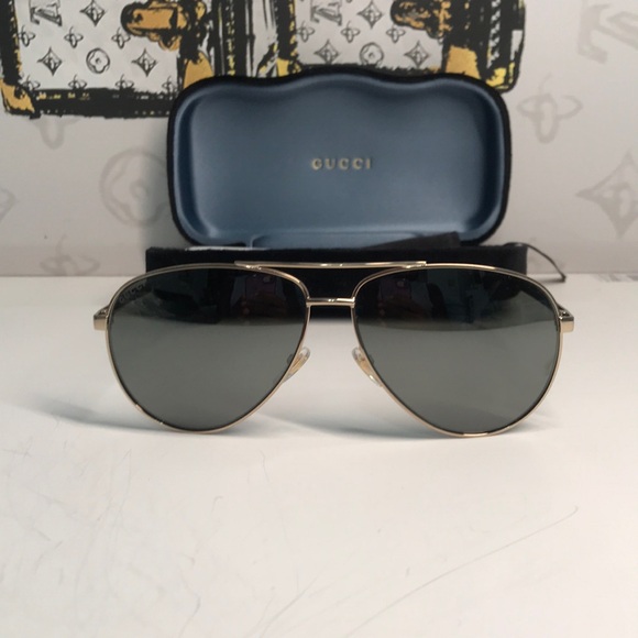 ✨ Brand New Gucci GG0137S 002 Aviator Sunglasses – Gold Frame with Grey Lenses ✨ - Picture 3 of 13